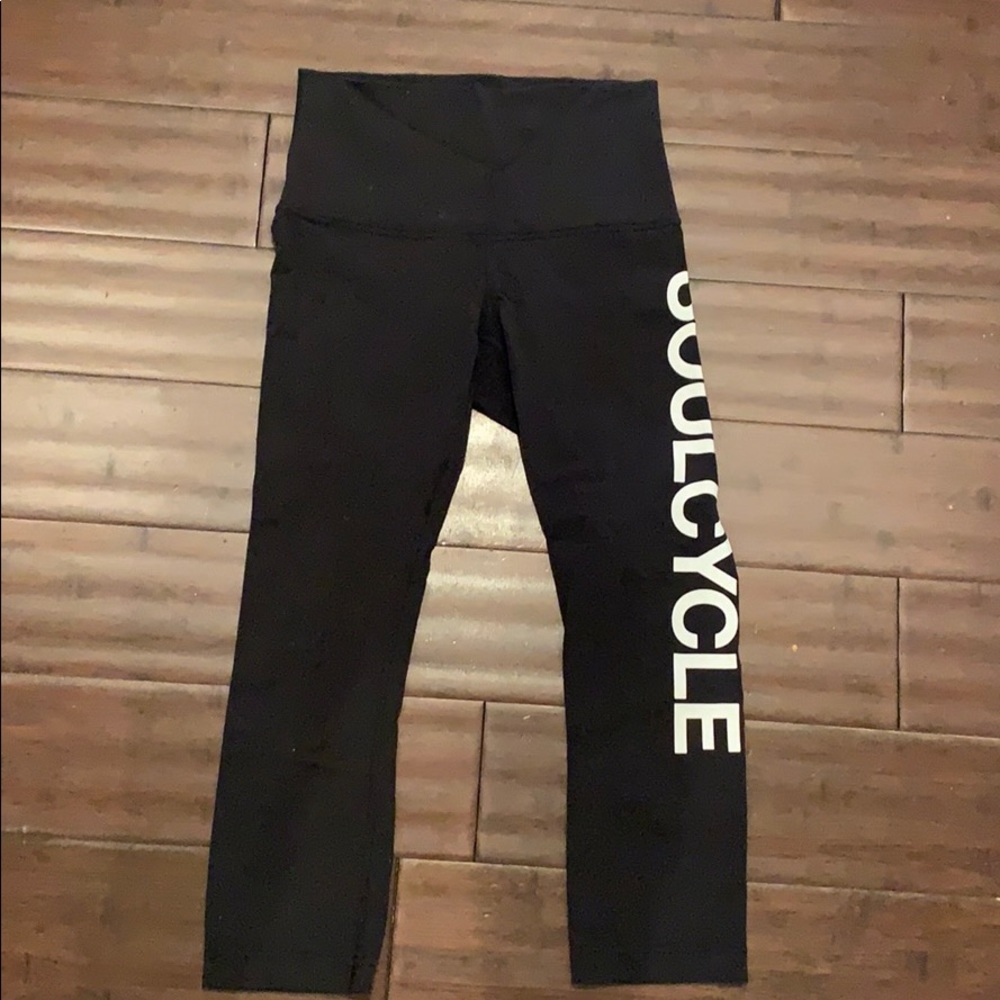 Lululemon soul cycle crop leggings
